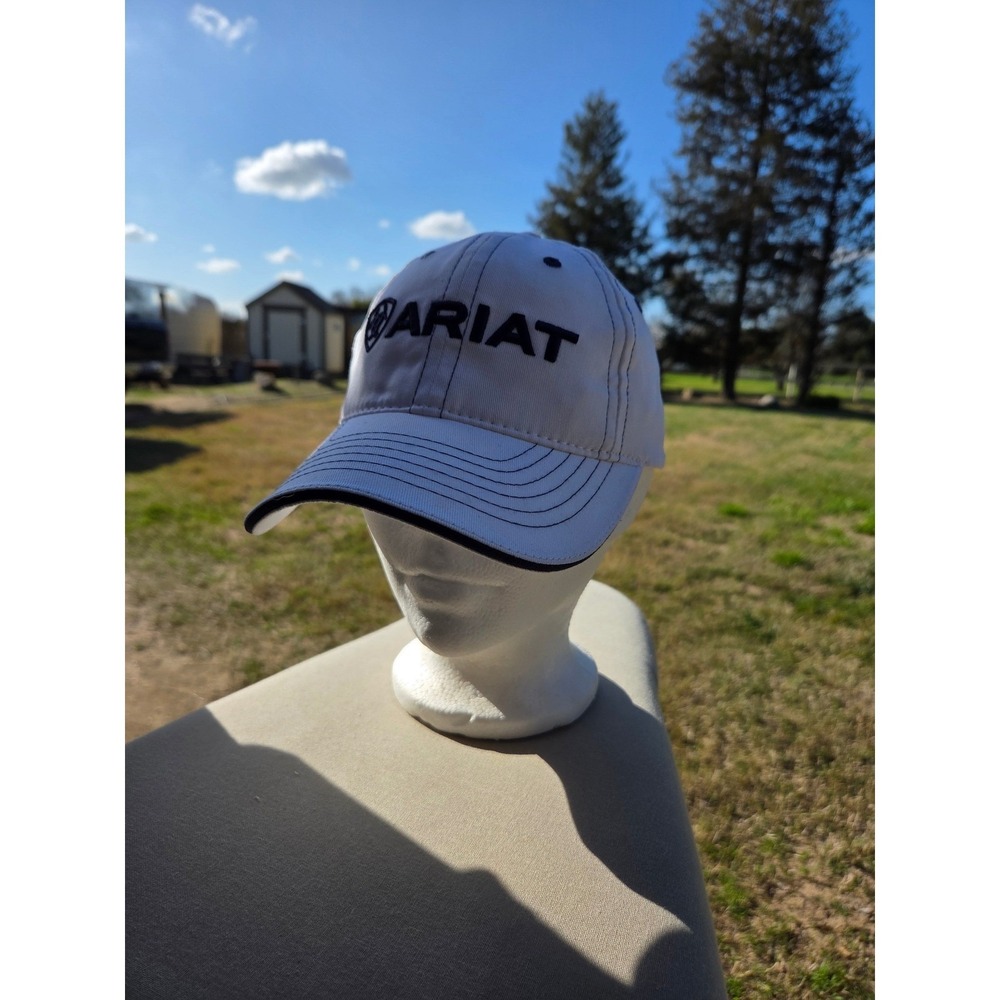 Ariat Mens Womens White Cotton Baseball Cap Hat Navy Blue Logo Adjustable‎ Strap